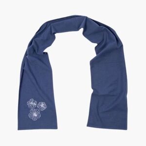Tag Aloha Co. | NWT Hibiscus Embroidered Scarf